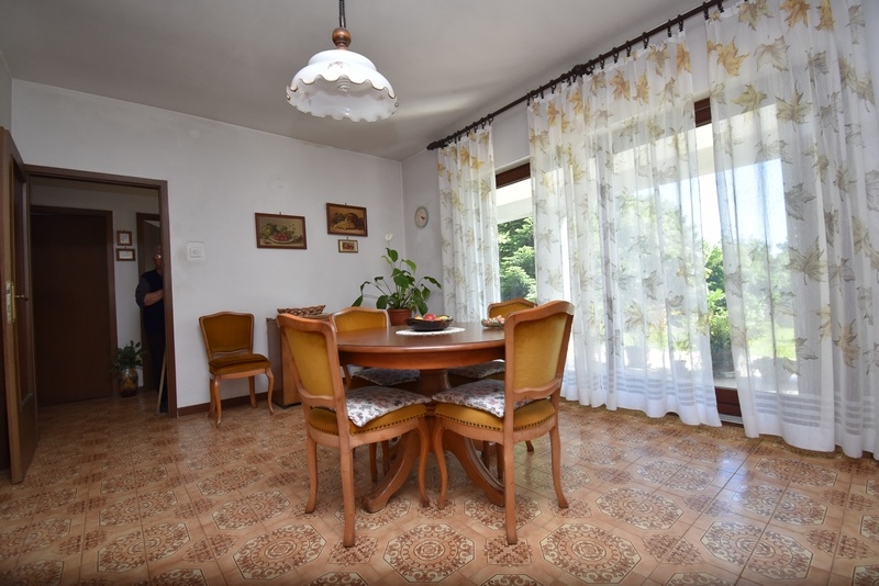 Pohľad do jedálenského kúta.