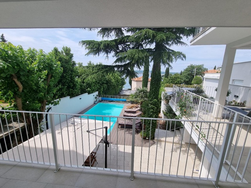 Terasa s výhľadom na more - Objekt H1781 v Chorvátsku, Crikvenica.