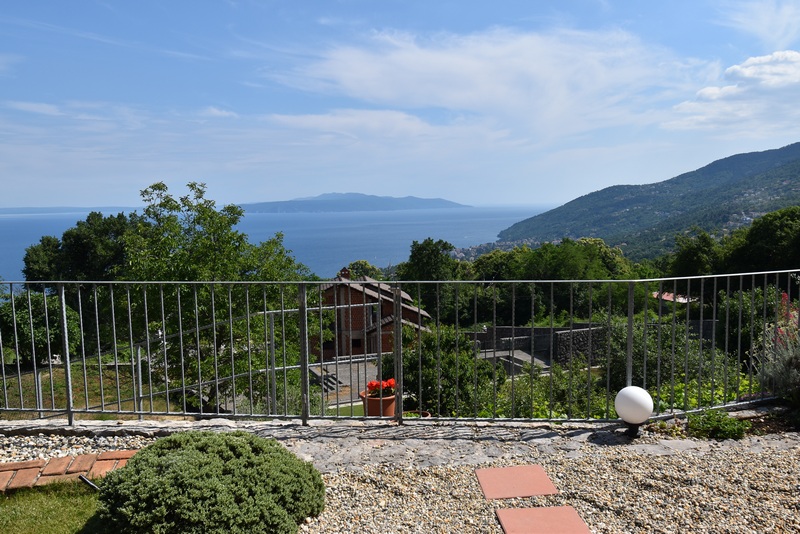 Výhľad na more z vily H1785, oblasť Opatija, Chorvátsko - Panorama Scouting.