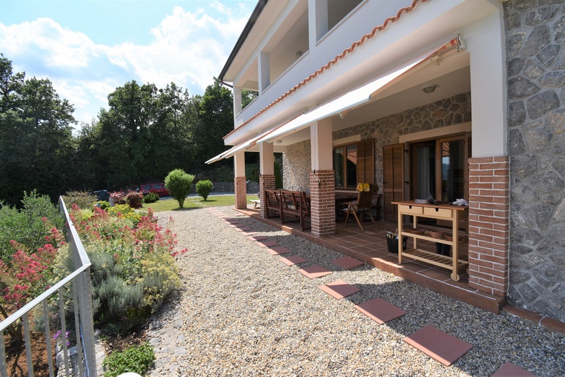 Exteriér vily H1785 v Chorvátsku - Panorama Scouting Real Estate.