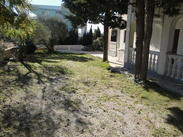 Záhrada pozemku H1886 v Chorvátsku - Panorama Scouting Real Estate.