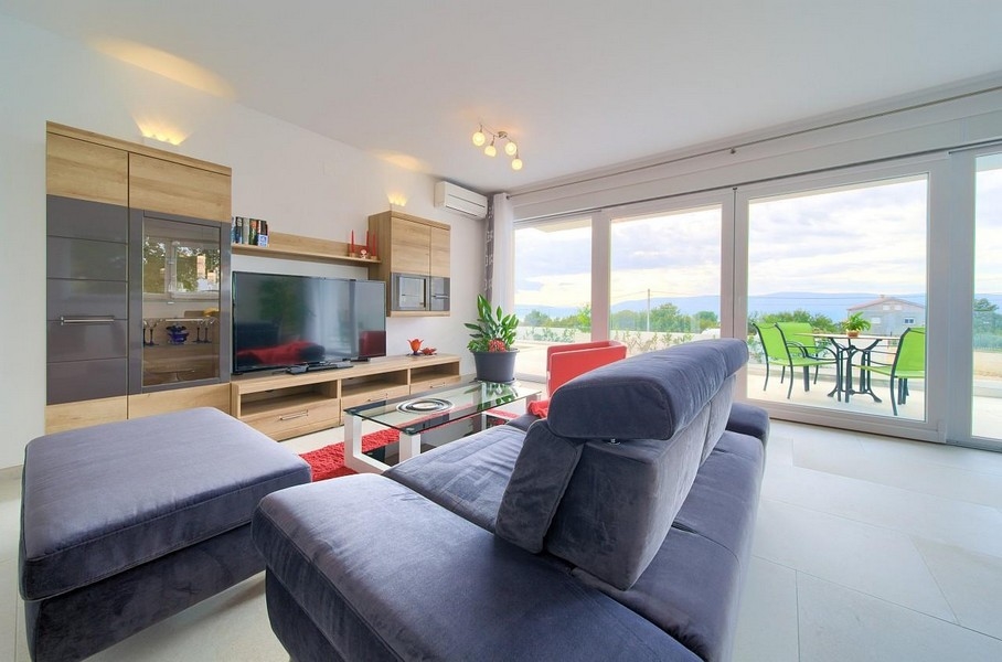 Obytná časť s krásnym výhľadom na more - nehnuteľnosť H1897, ostrov Krk.