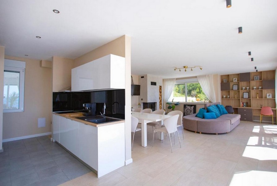 Obývacia izba nehnuteľnosti H2154 v Chorvátsku, Split - Panorama Skauting