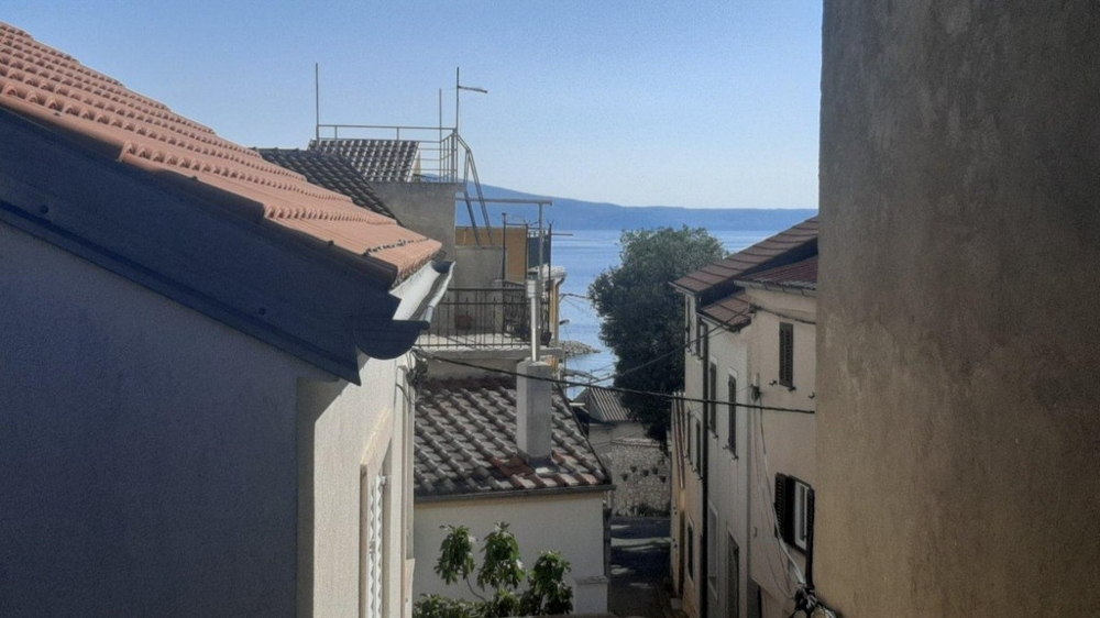 Predám mestský dom v Chorvátsku, Kvarnerský záliv, Novi Vinodolski - Panorama Scouting Immobilien H2194, kúpna cena: 239 000 EUR - Image 1