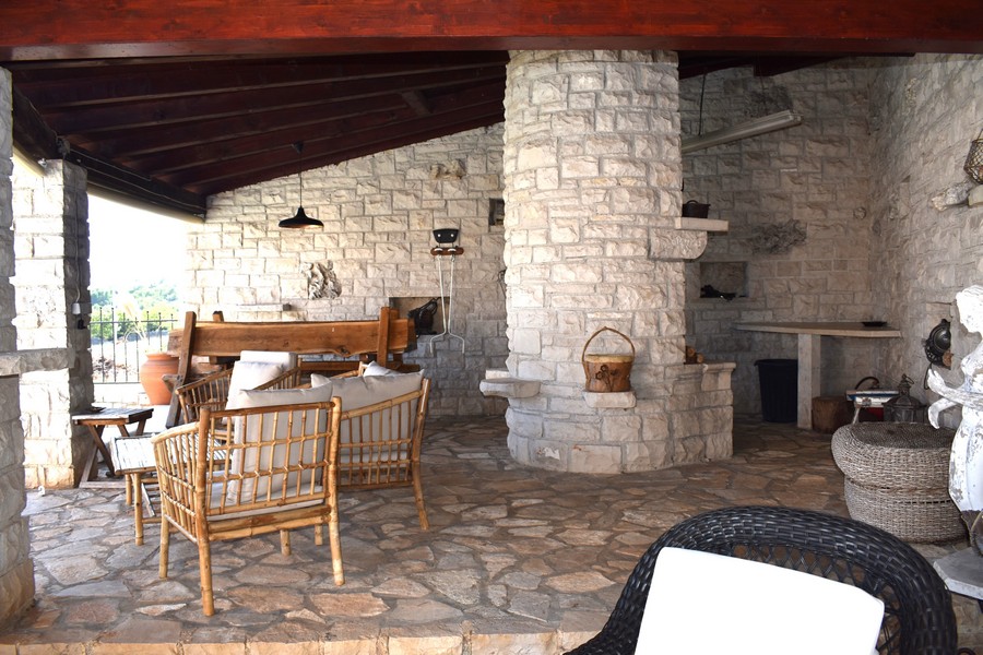 Gril na objekte H2272 na Istrii - Panorama Skauting.