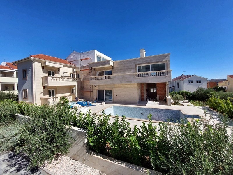 Predám luxusnú vilu v Chorvátsku, Severná Dalmácia, Vodice - Panorama Scouting Immobilien H2296, kúpna cena: 1 600 000 EUR - Obrázok 5