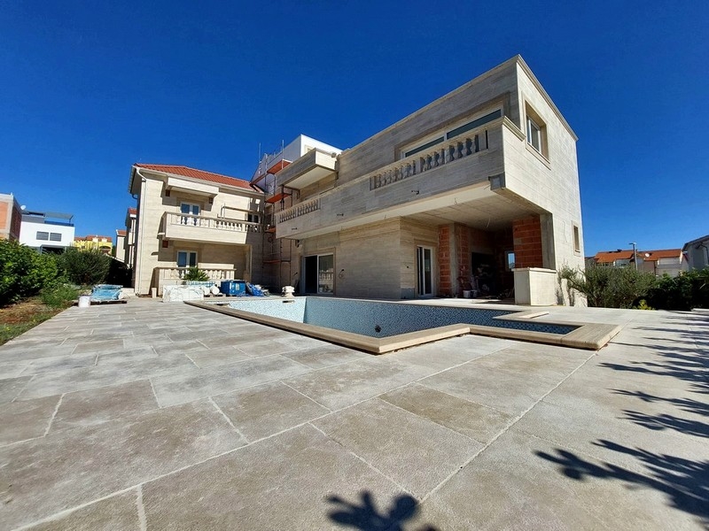 Predám kvalitnú vilu v Chorvátsku, Severná Dalmácia, Vodice - Panorama Scouting Immobilien H2296, kúpna cena: 1 600 000 EUR - obrázok 6