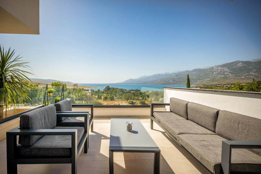 Nové a moderné nehnuteľnosti Chorvátsko - Panorama Skauting H2313.