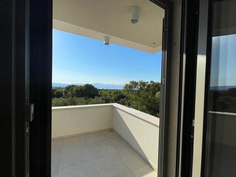 Predám dom v Chorvátsku, Kvarnerský záliv, ostrov Krk - Panorama Scouting Immobilien H2333, kúpna cena: 0 EUR - obrázok 8