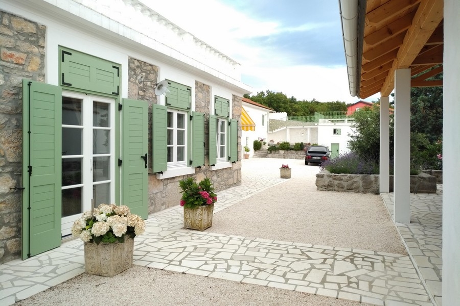 Predám luxusnú nehnuteľnosť v Chorvátsku, Kvarnerský záliv, Crikvenica - Panorama Scouting Immobilien H2355, kúpna cena: 1 800 000 EUR - Obrázok 2