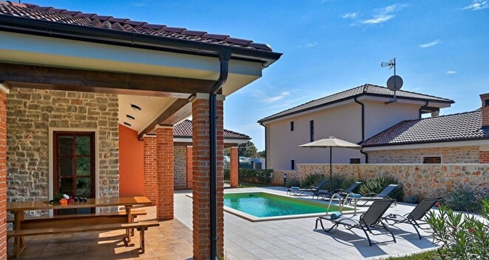 Kúpim stredomorskú vilu v Chorvátsku - Panorama Scouting H2361