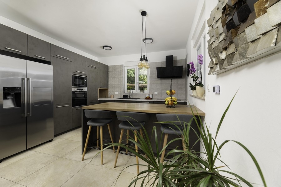 Kuchyňa nehnuteľnosti H2400 na predaj v Chorvátsku, ostrov Krk - Panorama Scouting.