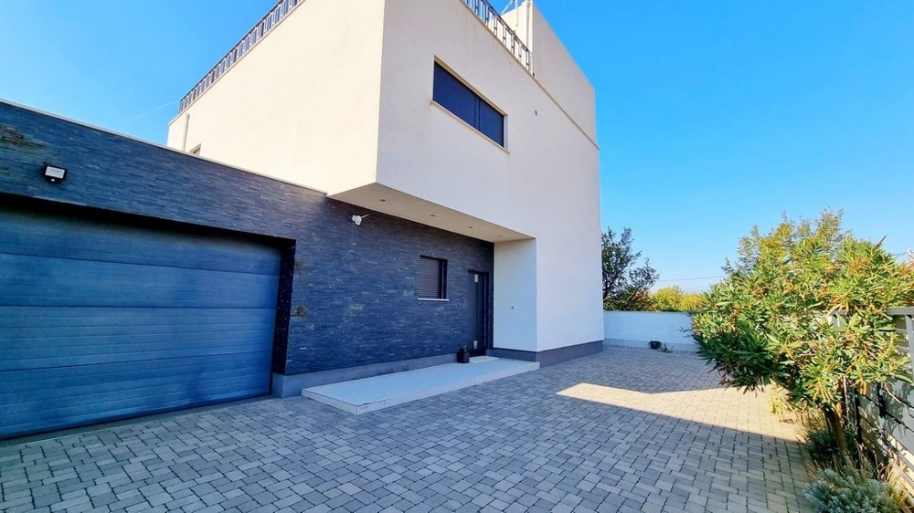 Realitná kancelária pre Chorvátsko - Panorama Scouting H2404