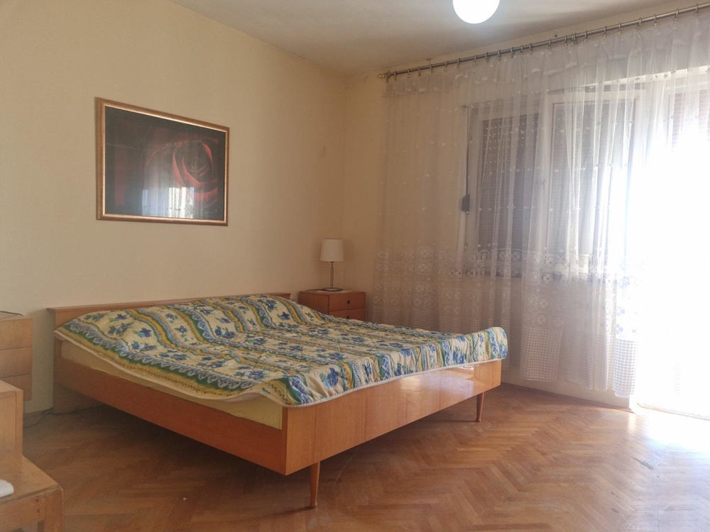 Dom na 3 podlažiach s obytnou plochou 680 m²