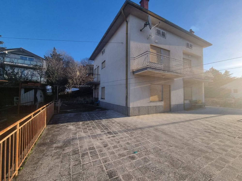 Zariadený dom s množstvom priestoru