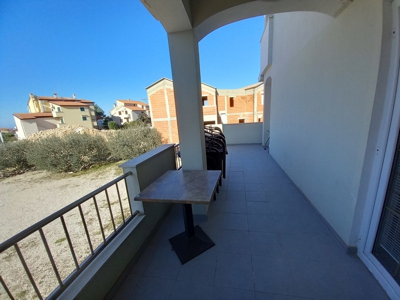 Bytový dom v Novalji