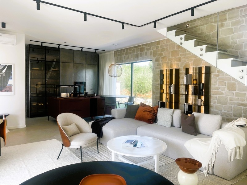 Výhľad na more z terasy domu H2508, ktorý sa predáva na Istrii / Chorvátsku.