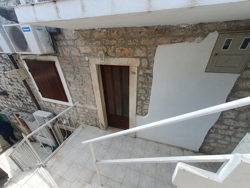 Obývacia izba s krbom