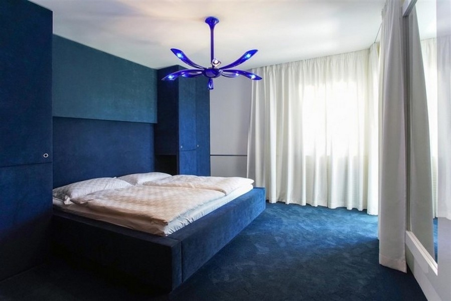 Zariadené spálne so vstupom na balkón