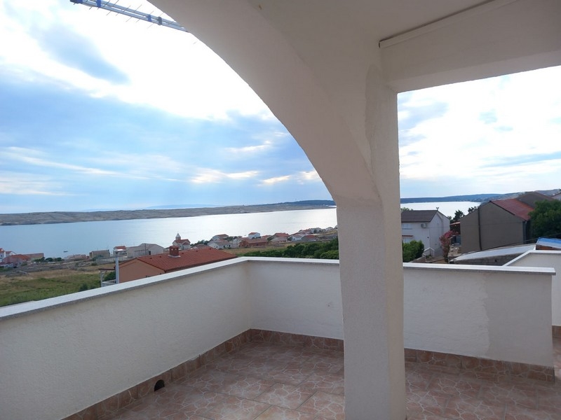 Apartmánový dom s panoramatickým výhľadom na more - Ostrov Pag - Nehnuteľnosti Chorvátsko