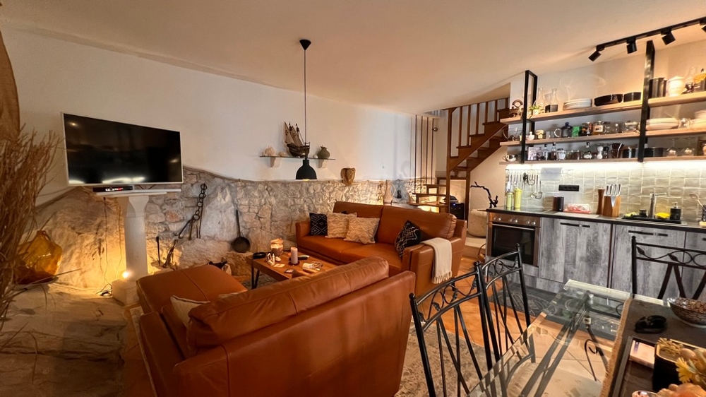 Plne vybavené kuchyne s jedálenským kútom