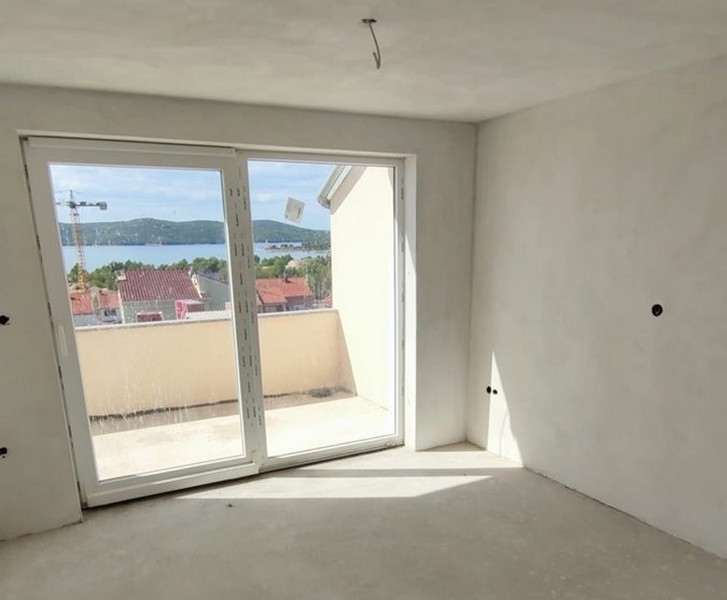 Výhľad na more z horného poschodia domu H2647 na predaj v Chorvátsku - Panorama Scouting.