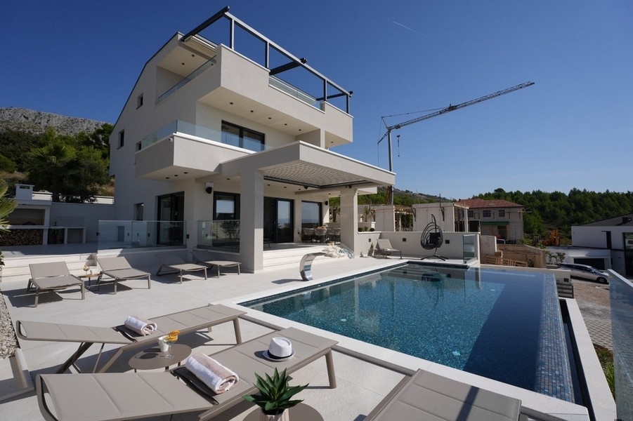 Panoramatický výhľad na more z nehnuteľnosti H2679 v Chorvátsku.