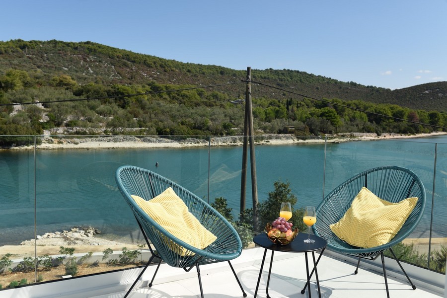 Panoramatický výhľad na more z Villa H2681 v Chorvátsku - Panorama Scouting Real Estate.