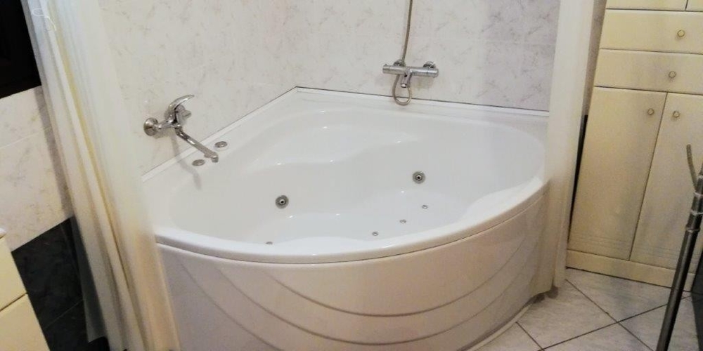 Kúpeľňa s vaňou.