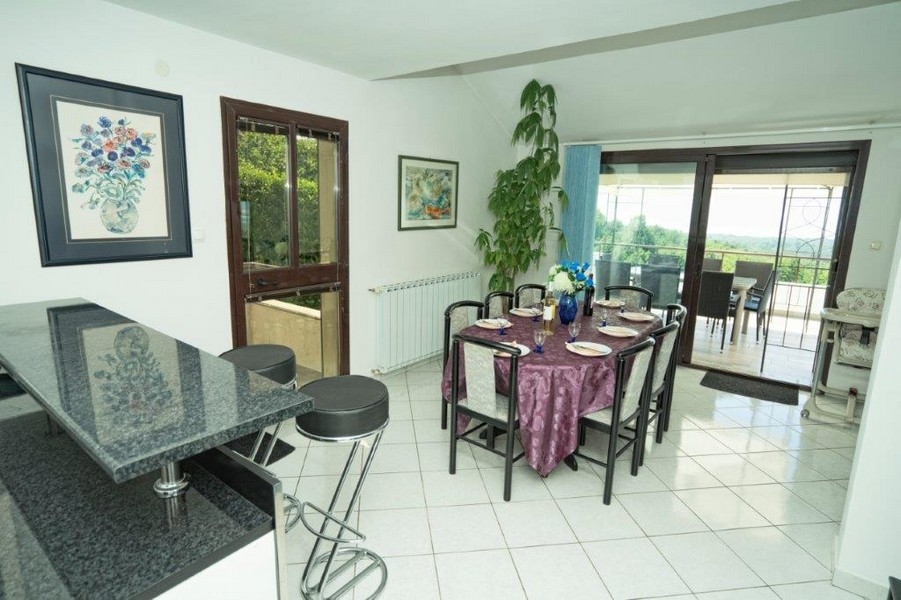 Jedáleň nehnuteľnosti H2699, Rijeka.