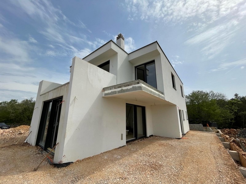 Predám vilu s bazénom v Chorvátsku - nehnuteľnosť Panorama Scouting H2715 pri Malinskej.