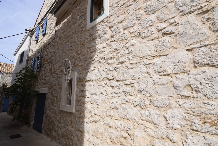 Kúpte si stredomorskú nehnuteľnosť v Chorvátsku - Panorama Skauting.