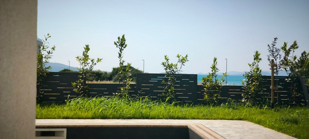 Krásny dom v blízkosti mora s panoramatickým výhľadom na more - H2770