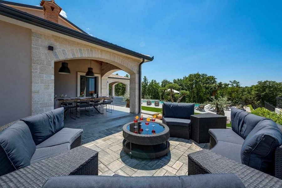 Exkluzívna vila s niekoľkými terasami