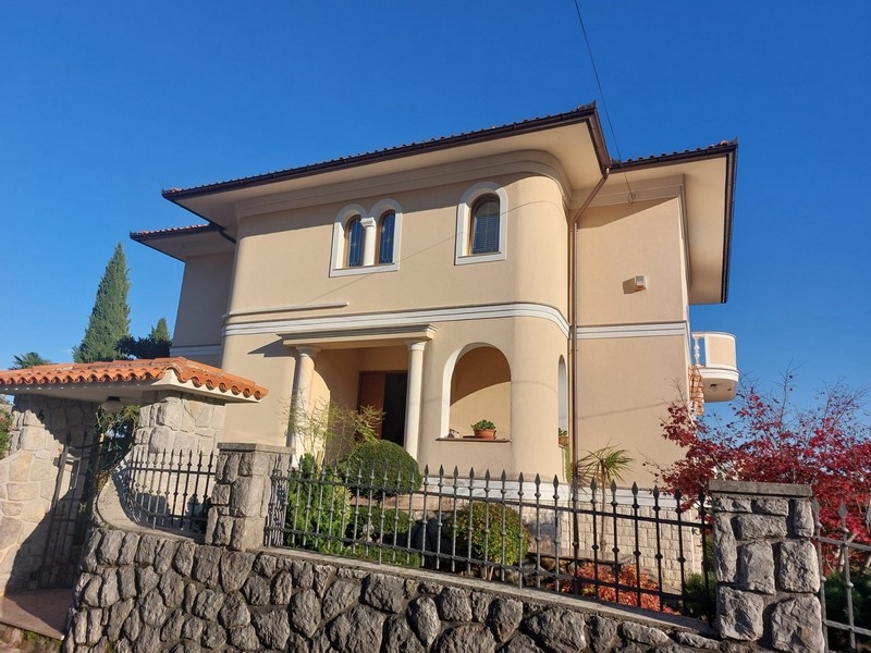 Predám stredomorský dom v Chorvátsku - Panorama Scouting H2827, Lovran.