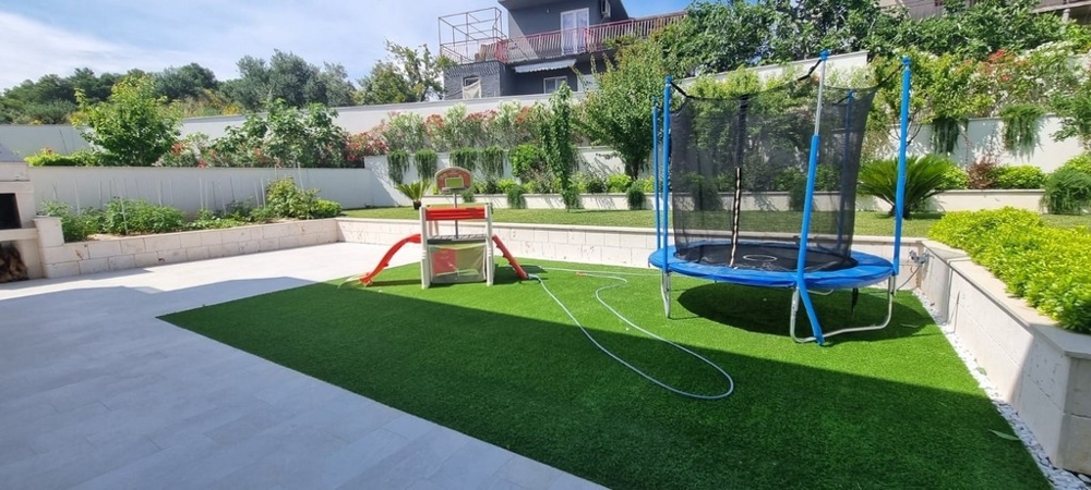 Súkromné ​​ihrisko v záhrade