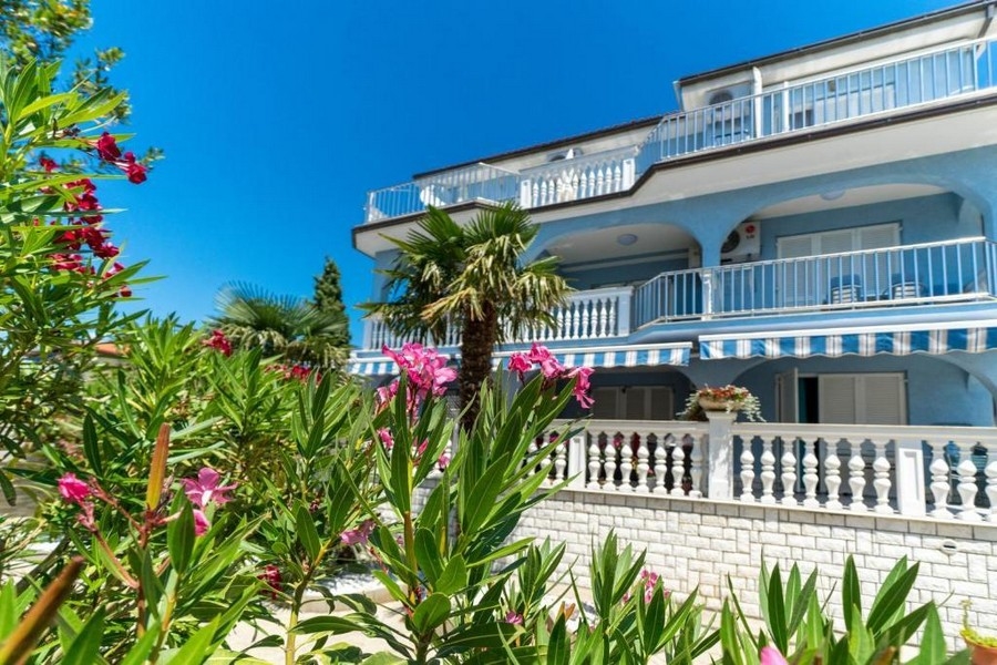 Dobre udržiavaný a zrekonštruovaný apartmánový dom v Selce s výhľadom na more - H2840 Panorama Scouting