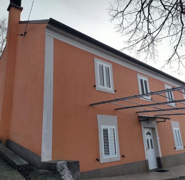 Rodinný dom s potenciálom a zrekonštruovanou fasádou