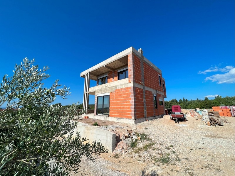 Realitní agenti pre Chorvátsko - Panorama Scouting - Vysoko kvalitný rodinný dom s 3 spálňami a 4 kúpeľňami