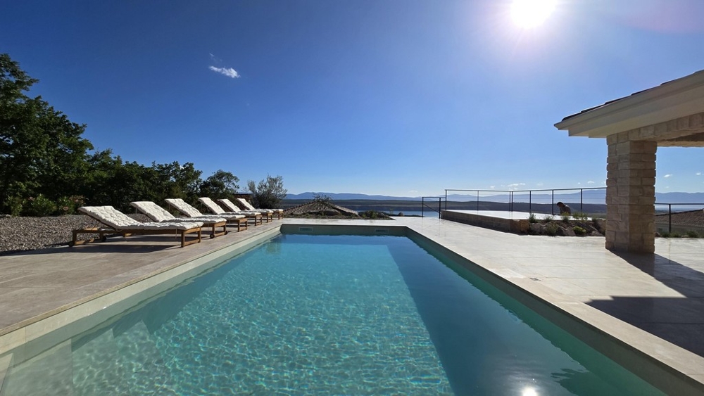 Stredomorská luxusná vila H3009 na predaj v Chorvátsku neďaleko Crikvenice.