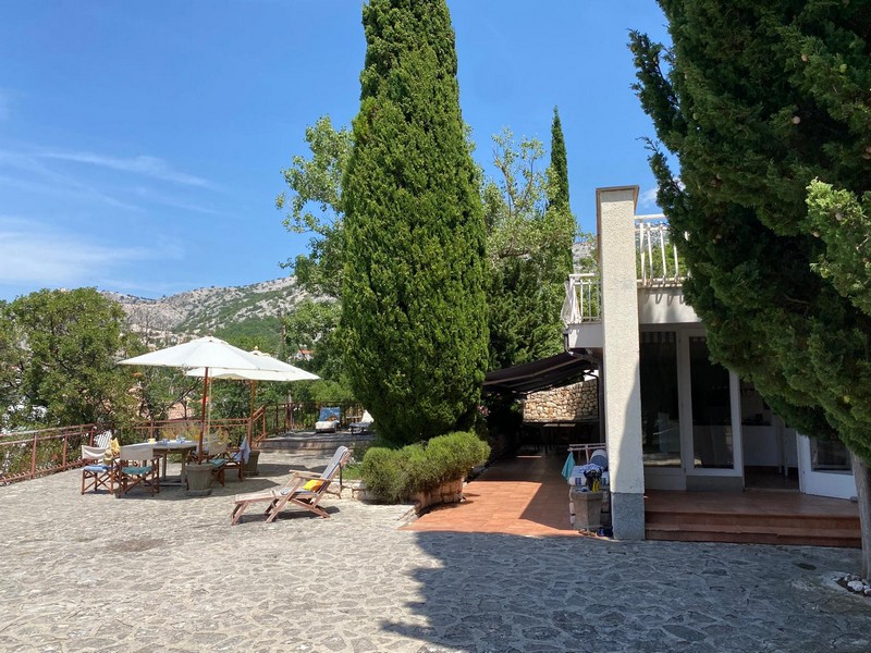 Dom s veľkou terasou na predaj v Chorvátsku - Panorama Scouting H3033.