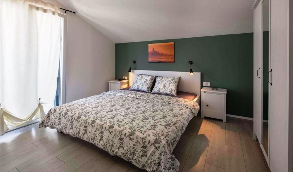 Spálňa s manželskou posteľou