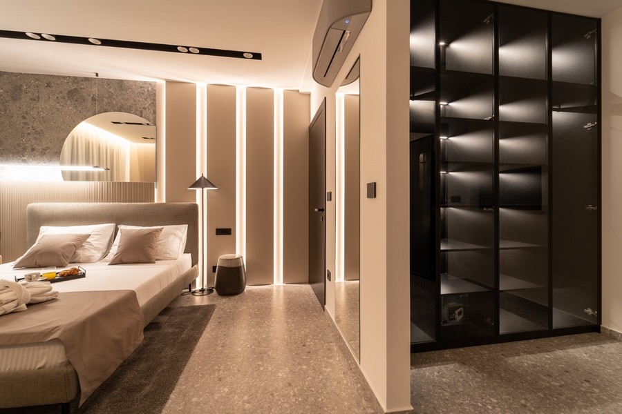 Luxusná spálňa so šatníkom