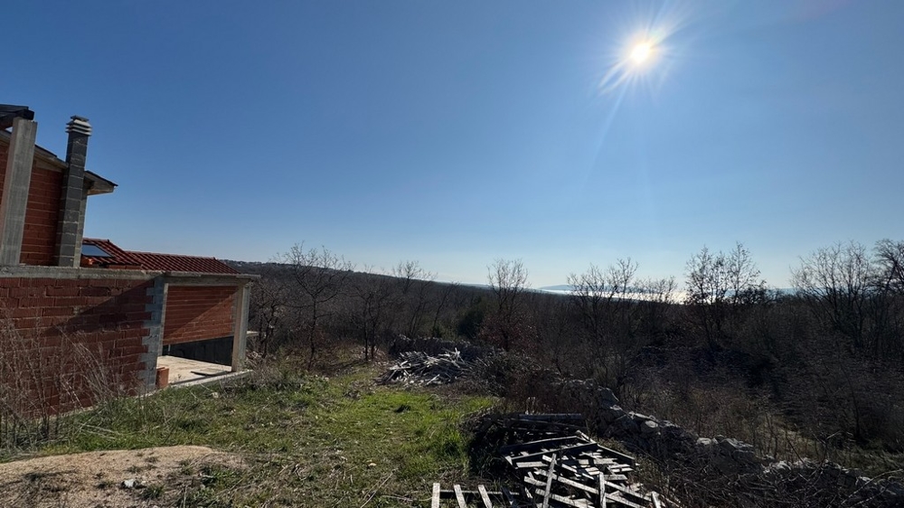 Nerušený výhľad na more z nehnuteľnosti v Chorvátsku