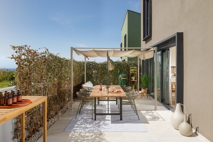 Vonkajšia terasa objektu H3583 v Chorvátsku.