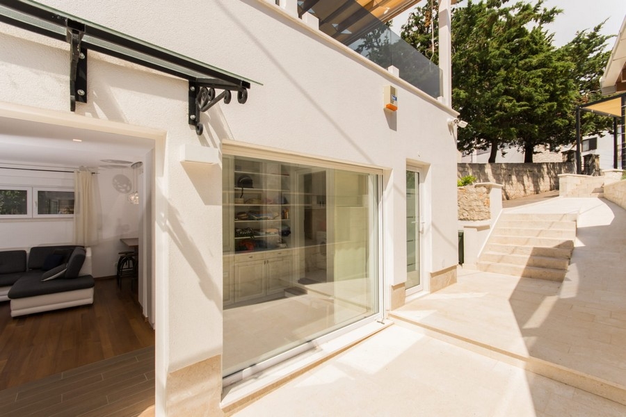 Kúpte si stredomorský dom v Chorvátsku - Panorama Scouting H3586.