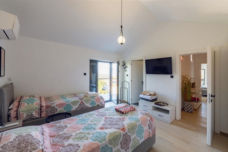 Spálňa s dvomi samostatnými lôžkami