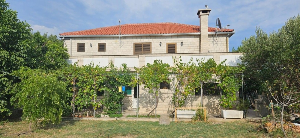 Predám dom v Chorvátsku - H3603 v stredomorskom štýle.