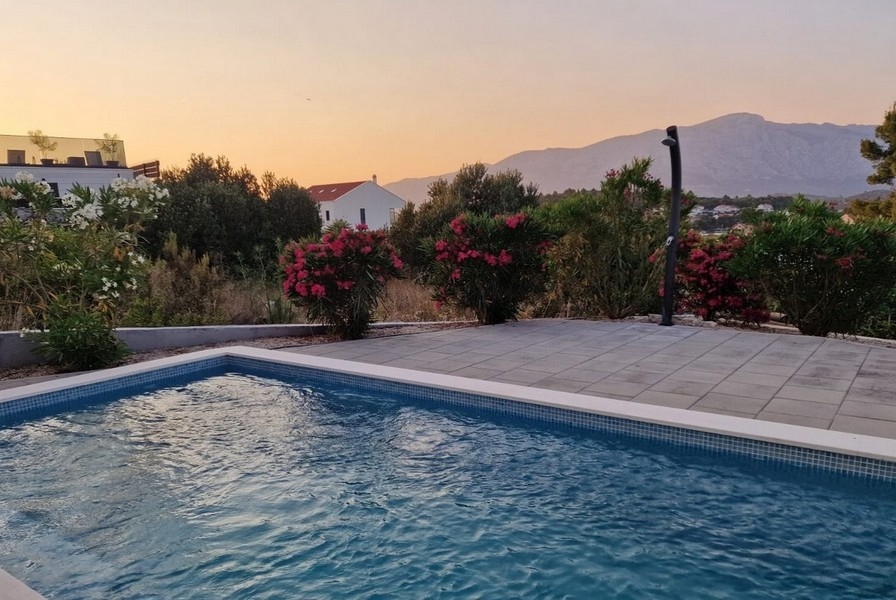 Bazén nehnuteľnosti H3607 na Korčule.