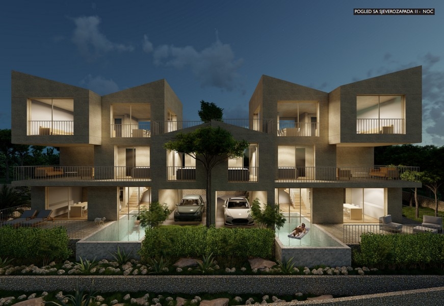 Letecký pohľad na dvojdom so záhradou a bazénmi, denné svetlo spredu